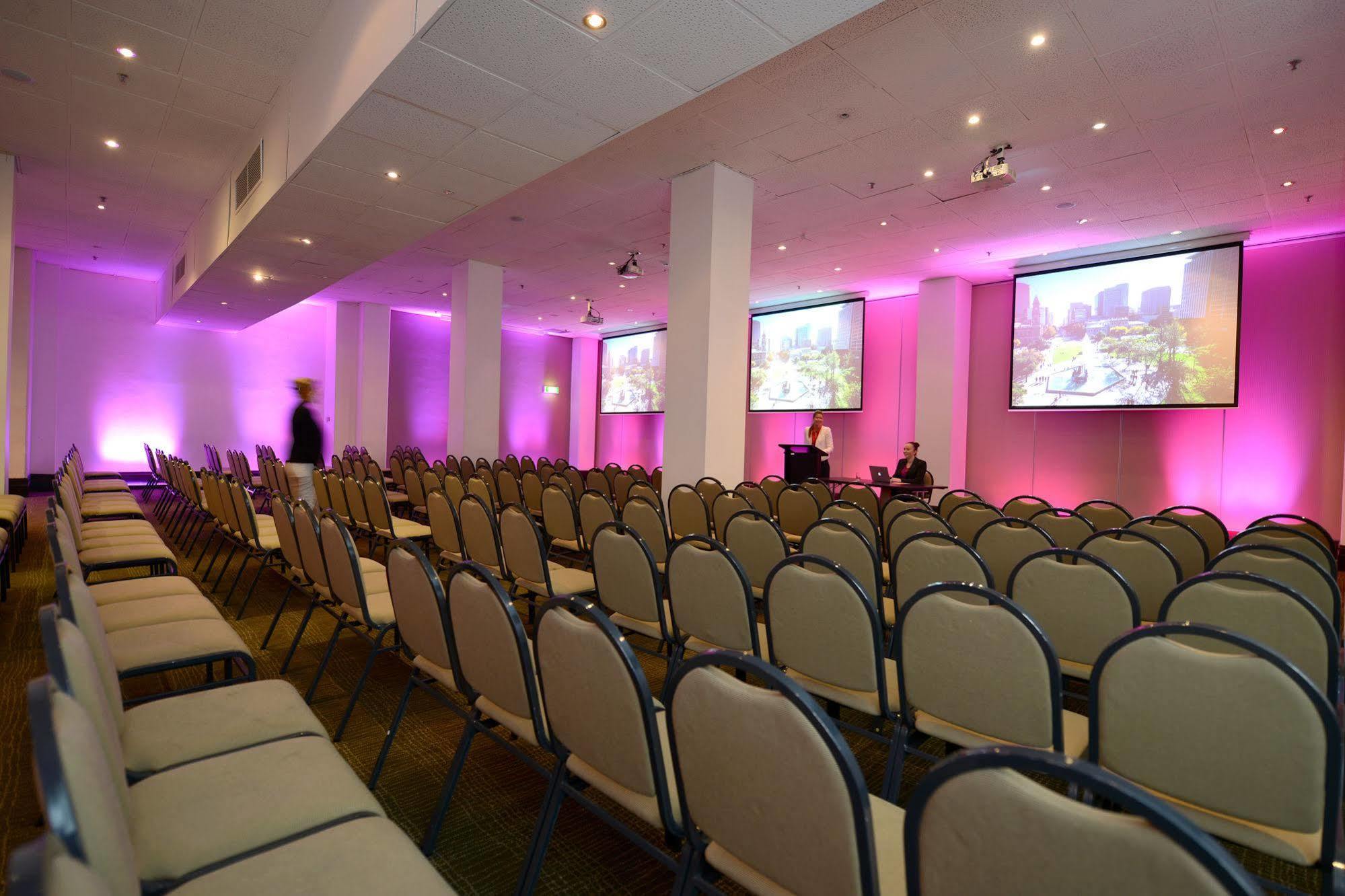 Готель Ibis Styles Adelaide Grosvenor Екстер'єр фото